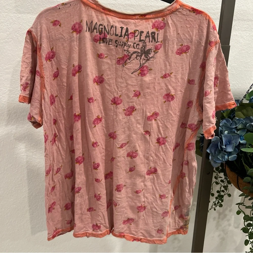 Magnolia Pearl Multicolor Mary Rise Artistic tee (item B16.3) - Picture 5 of 6